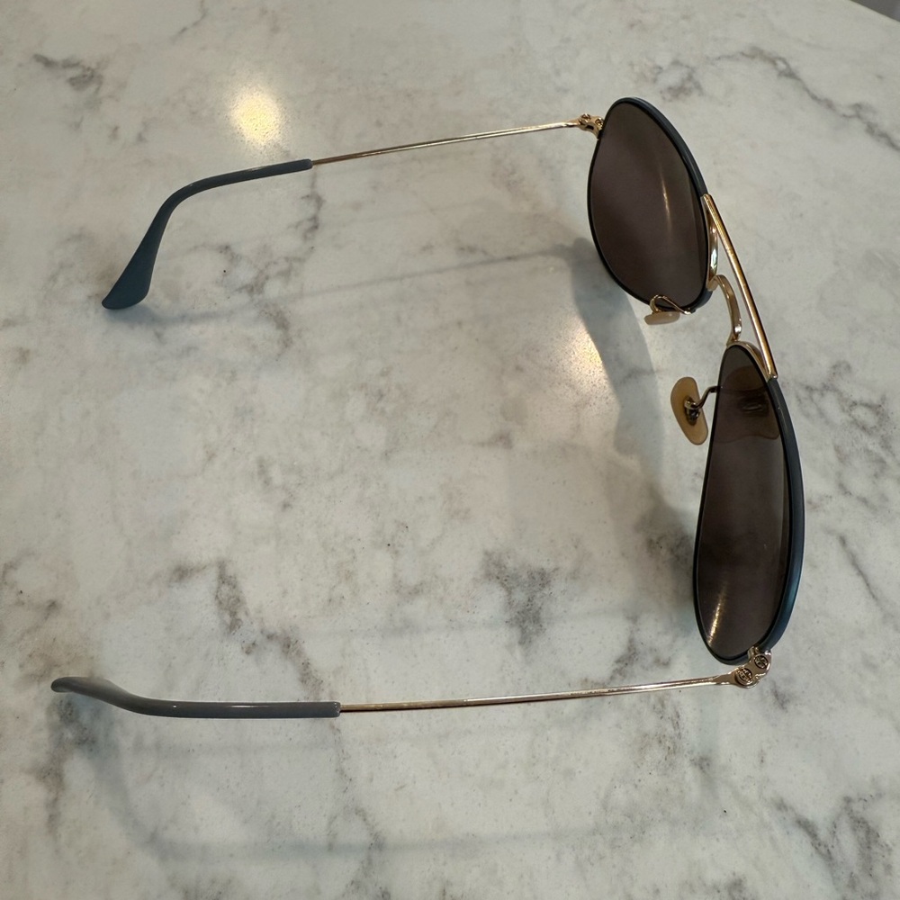 Ray-Ban Aviator Sunglasses - Gold Frame with Black Lenses - Picture 2 of 4